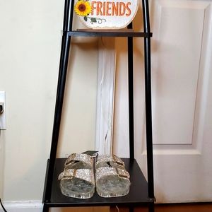 LADIES FOREVER 21 RHINESTONE CLEAR JELLY SLIDES